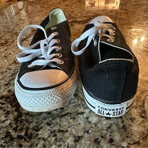 Womens 10 Converse All Star Black and White Sneakers